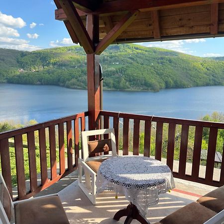 Apartman Jezero Vrutci Uzice Bagian luar foto
